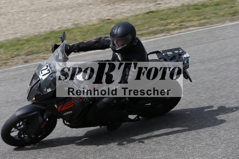 /10 20.04.2026  Pluess Moto Sport ADR/Einsteiger/27